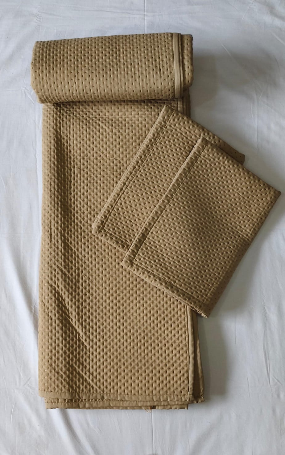 DOUBLE BEDCOVER MAHABALESHWAR SOLID